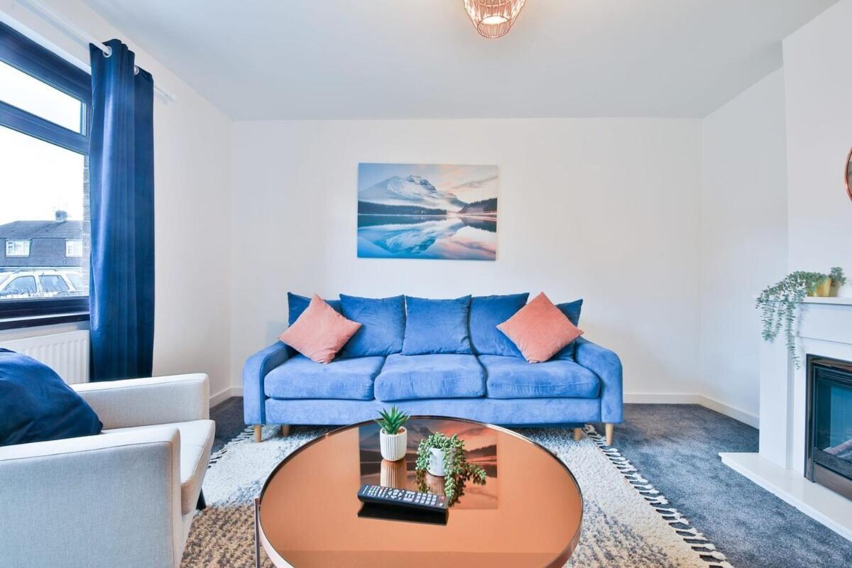 3 Bedroom By Littlepiggyrentals Short Lets & Serviced With Wifi & Free Parking Bristol